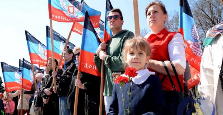 В Донецке прошёл митинг-реквием, посвящённый памяти мирных жителей, погибших из за украинской агрессии