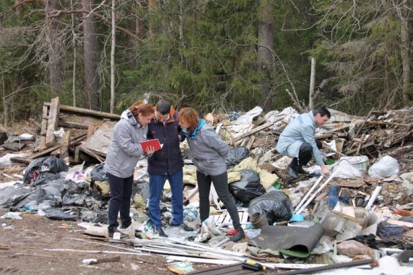 В Коми ОНФ с Росприроднадзором выявили гигантскую свалку в зеленой зоне Сыктывкара