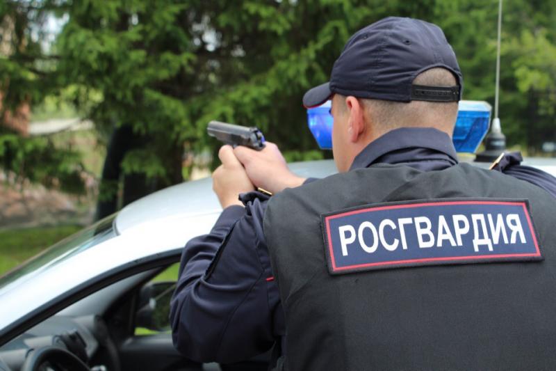 В Подмосковье сотрудники Росгвардии проверили готовность
школ к новому учебному году
