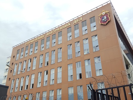 На юге столицы полицейские задержали подозреваемого в нарушении правил, обеспечивающих безопасную работу транспорта