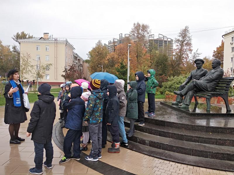 Королёвские партийцы рассказали школьникам о запуске первого искусственного спутника Земли