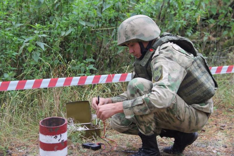 В Тюмени проходят сборы взрывотехников и сапёров Росгвардии