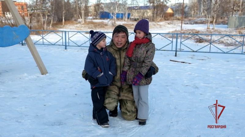 Прапорщик Росгвардии из Нарьян-Мара рассказал, почему важно помогать жёнам и матерям