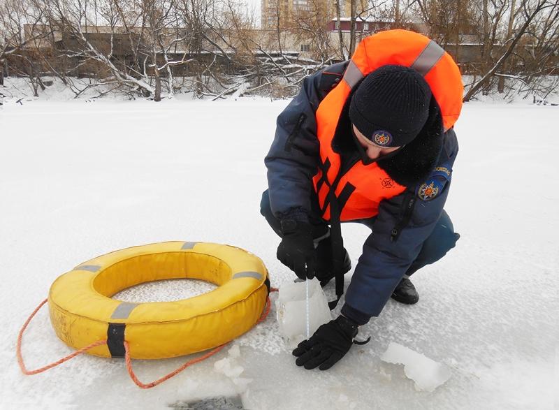 Спасательные службы Подмосковья следят за безопасностью на водоемах