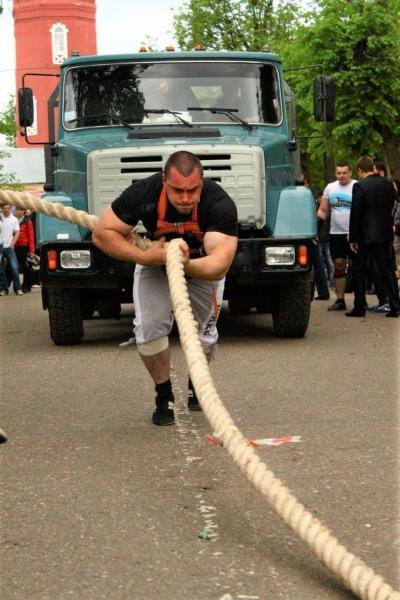 Спасатель на воде – мастер спорта 
по пауэрлифтингу