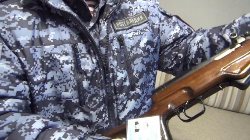 Жители Карелии добровольно сдали 20 единиц оружия сотрудникам Росгвардии