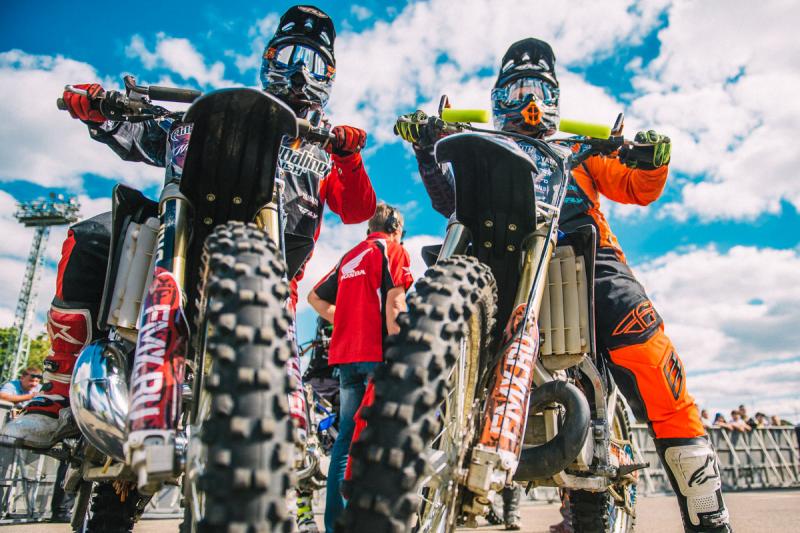 В Пятигорске пройдет мотофристайл-шоу от FMX*-команды Adrenaline Rush Ferz