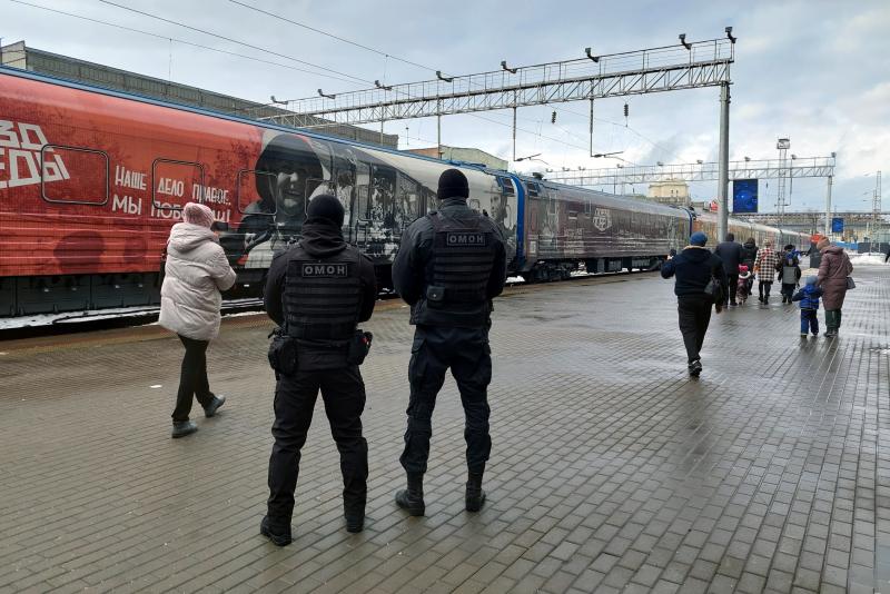 РОСГВАРДИЯ ОБЕСПЕЧИЛА ПРАВОПОРЯДОК ВО ВРЕМЯ СТОЯНКИ «ПОЕЗДА ПОБЕДЫ» В РОСТОВЕ-НА-ДОНУ