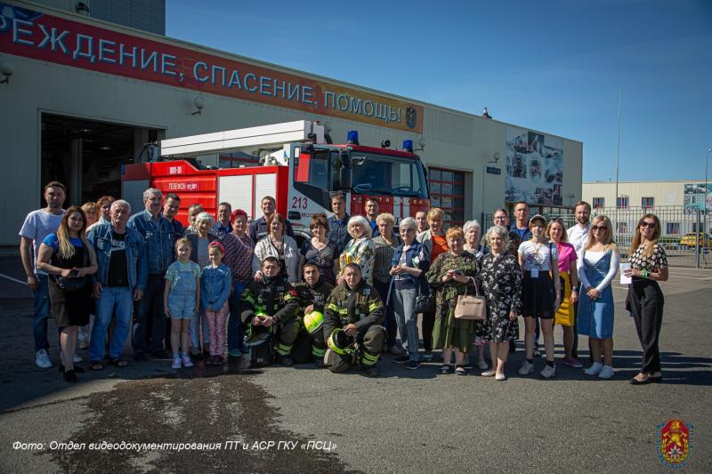 Пожарные встретились с активными жителями Зеленограда