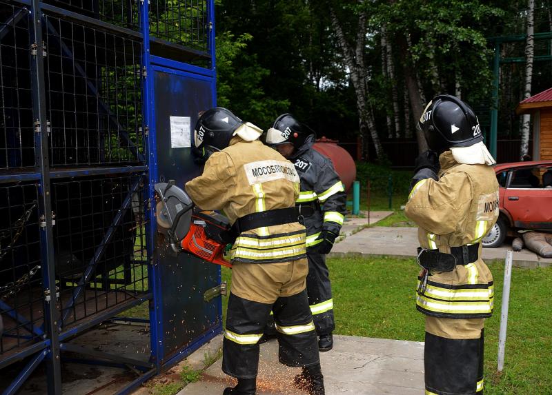 В учебном центре ГКУ МО «Мособлпожспас» прошла аттестация спасателей