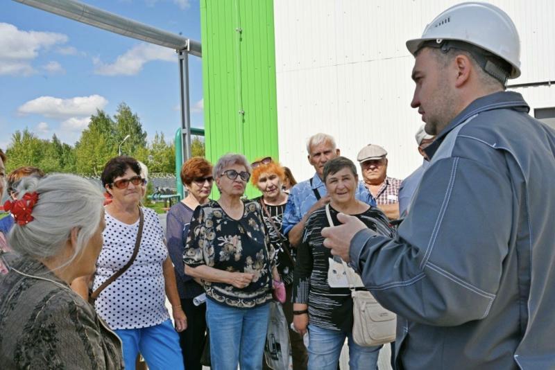 Ветеранам производства рассказали о модернизации завода «Омский каучук»