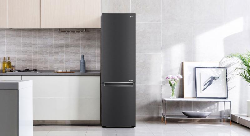 LG представляет новую модель холодильника с нижней морозильной камерой на IFA 2022: высочайший уровень энергоэффективности и эко-безопасность