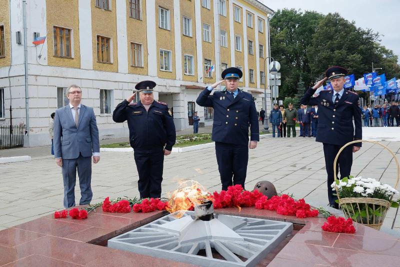 В КИРОВЕ РОСГВАРДЕЙЦЫ ПРИНЯЛИ УЧАСТИЕ В МЕРОПРИЯТИЯХ, ПОСВЯЩЕННЫХ ГОДОВЩИНЕ ОКОНЧАНИЯ ВТОРОЙ МИРОВОЙ ВОЙНЫ