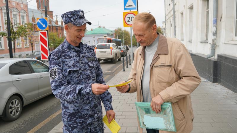 Сотрудники Росгвардии провели третий этап профилактической операции «Безопасный дом, подъезд, квартира