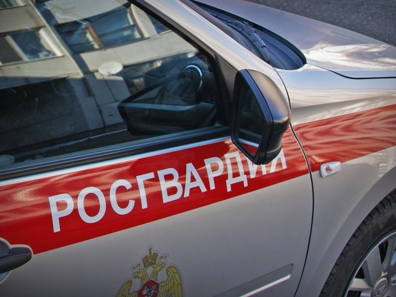 Сотрудники вневедомственной охраны Росгвардии пресекли дебош в абаканском кафе