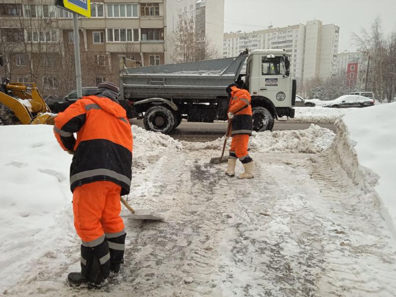 Подходы к пешеходным переходам важный пункт в уборке города