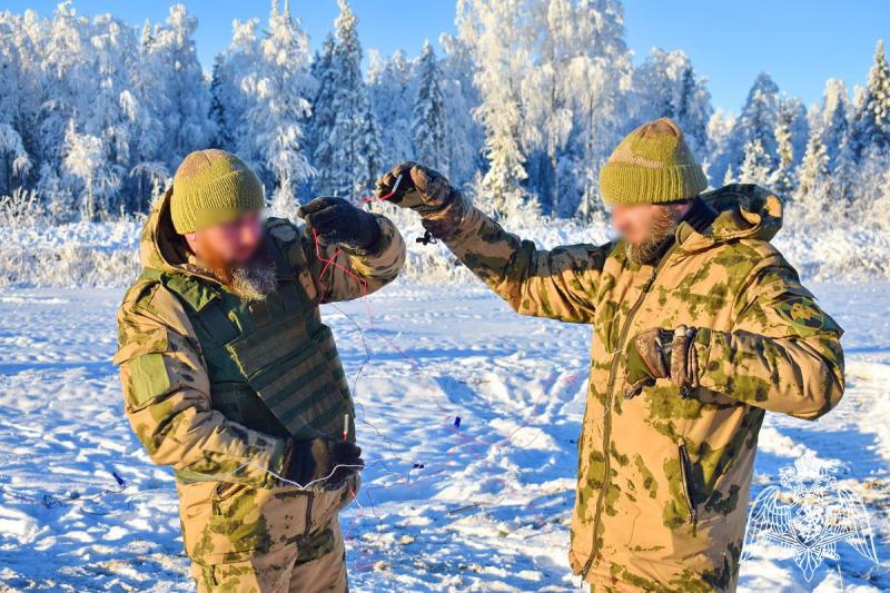 СОТРУДНИКИ ОМОН 