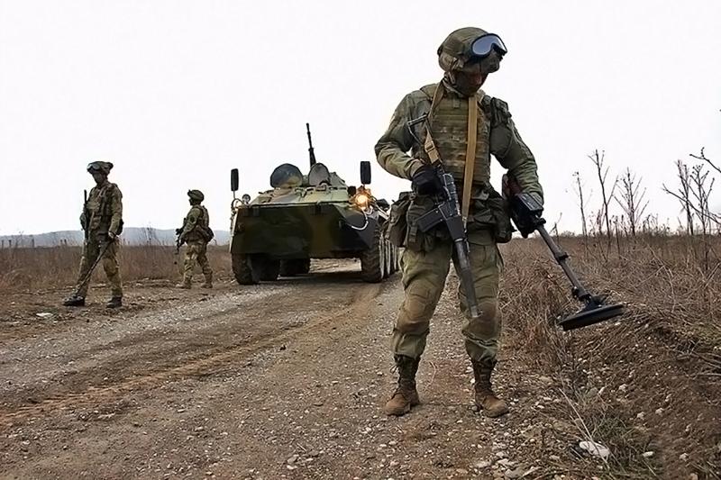 В ОГВ(с) поздравили военнослужащих и сотрудников инженерных подразделений Росгвардии с профессиональным праздником