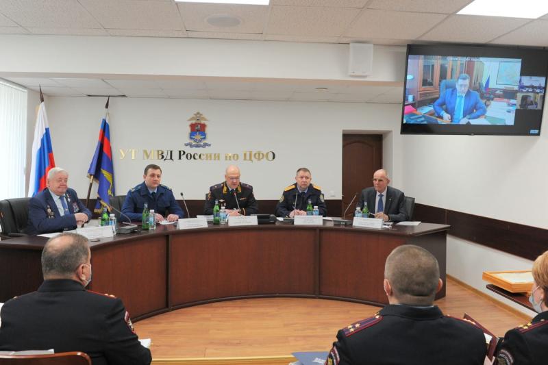 В УТ МВД России по ЦФО подведены итоги оперативно-служебной деятельности за 2022 год