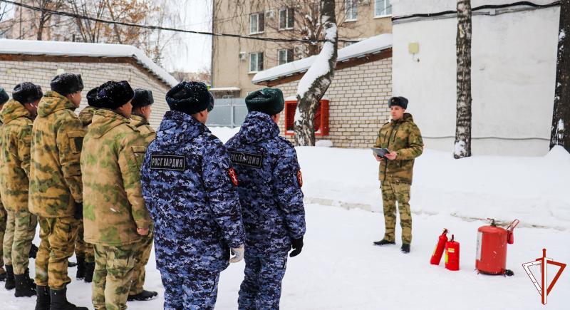 В Марий Эл состоялся учебный сбор с нештатными пожарными расчетами регионального управления Росгвардии