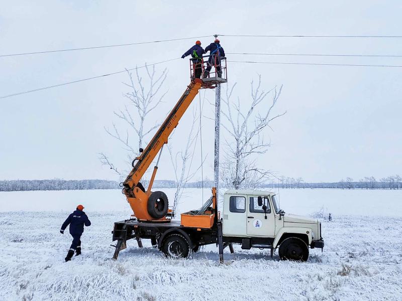 Бригады АО «РЭС» в Новосибирской области работают в режиме повышенной готовности