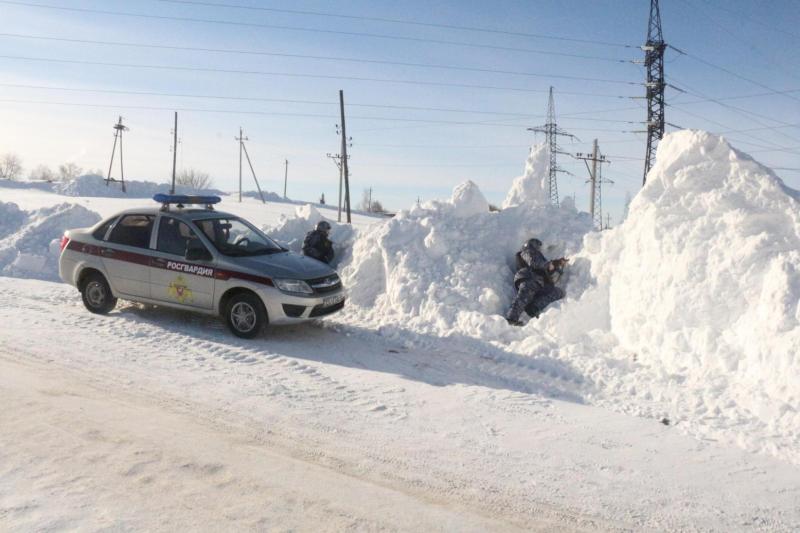 Сотрудники Росгвардии приняли участие в командно-штабном учении в Оренбургской области