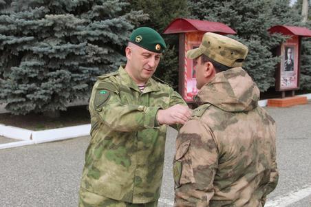 В Грозном поздравили военнослужащих Росгвардии с профессиональным праздником