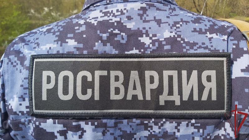 СОТРУДНИКИ РОСГВАРДИИ НА СЕВЕРЕ СТОЛИЦЫ ЗАДЕРЖАЛИ ПОДОЗРЕВАЕМОГО В ВОРОВСТВЕ