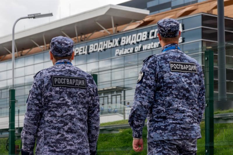 В Екатеринбурге Росгвардия обеспечила охрану порядка на чемпионате России по синхронному плаванию