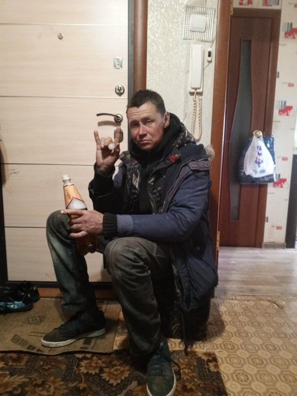 филлосов с бд откинулся бабка домой не пускает мама сзр живет