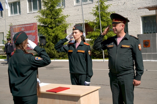 В Ульяновске воспитанники «Гвардейской смены» приняли присягу