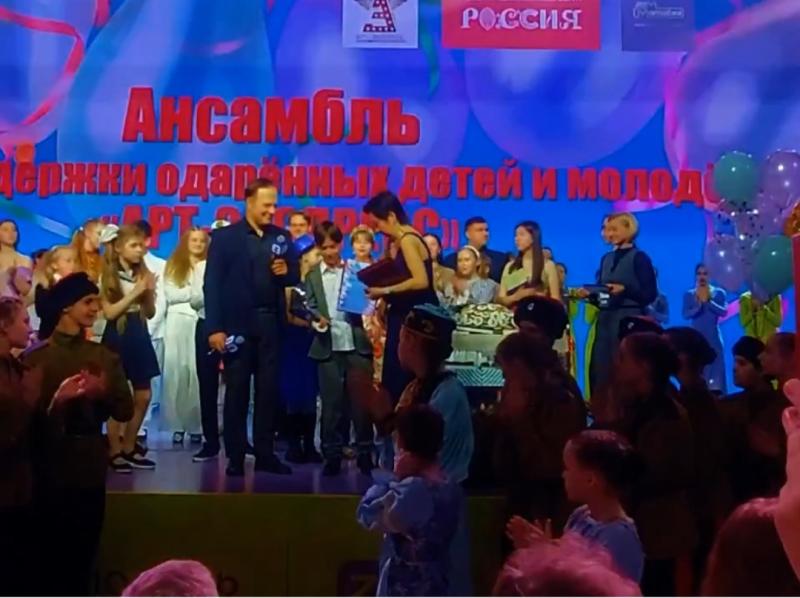 11-летний нижегородский художник награждён орденом 