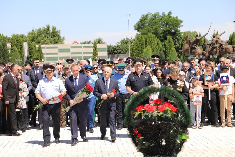 В Ингушетии росгвардейцы приняли участие в мероприятиях, посвященных Дню памяти и скорби