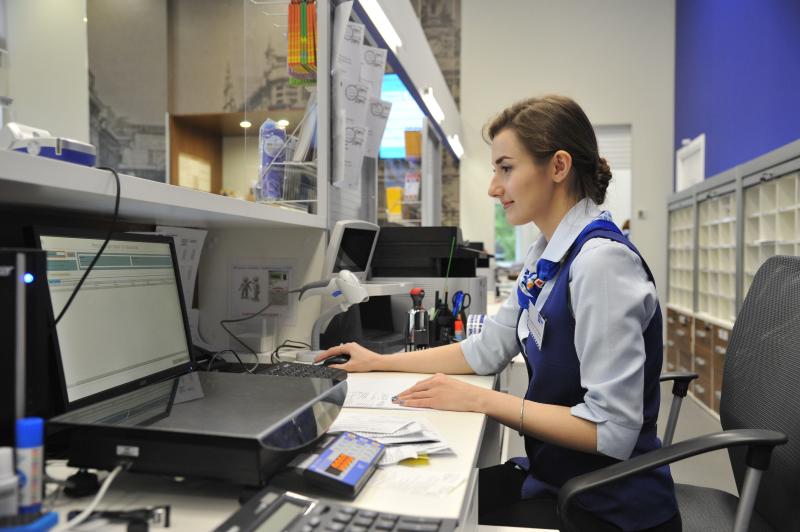 Почта помогает жителям Томской области приобрести железнодорожные и авиабилеты
