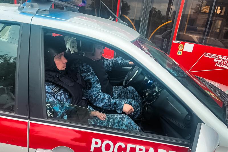 Общественный транспорт Новокузнецка взят под охрану Росгвардией