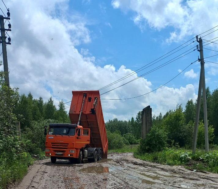 «Россети Центр и Приволжье» - «Ивэнерго» не устает предупреждать водителей крупногабаритной техники: соблюдайте правила поведения в охранных зонах линий электропередачи