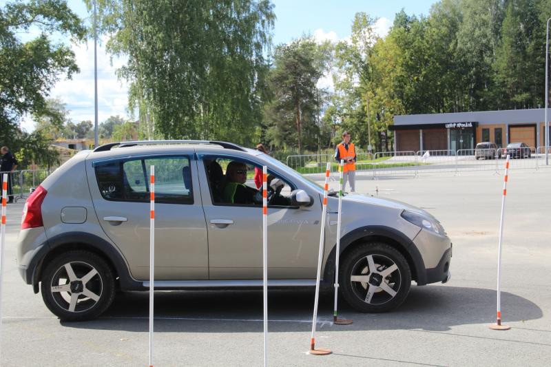 УГМК-Телеком поддержала областные соревнования «Автоледи-2024» в Верхней Пышме