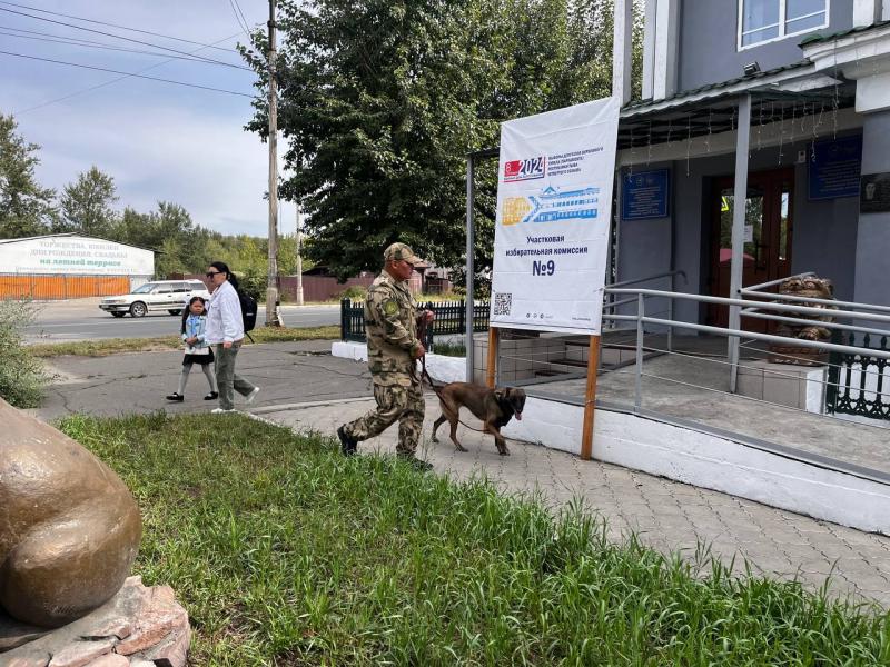 Росгвардия проверила избирательные участки к Единому Дню голосования в Туве