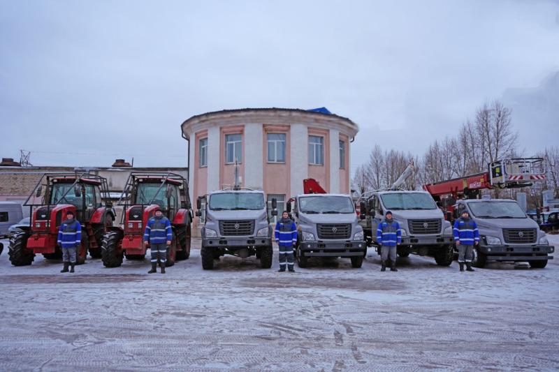 Автопарк филиала «Ярэнерго» пополнился новой спецтехникой