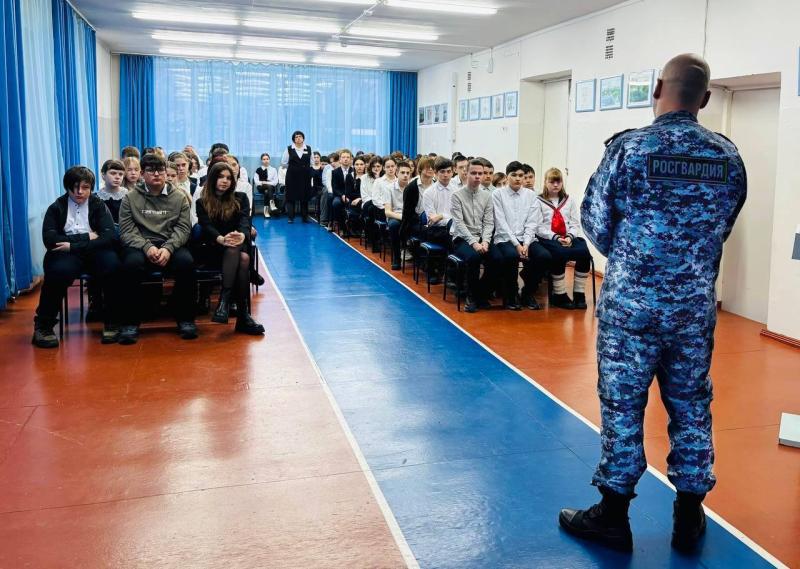 Герои прошлого вдохновляют будущее: семинар памяти в биробиджанской школе