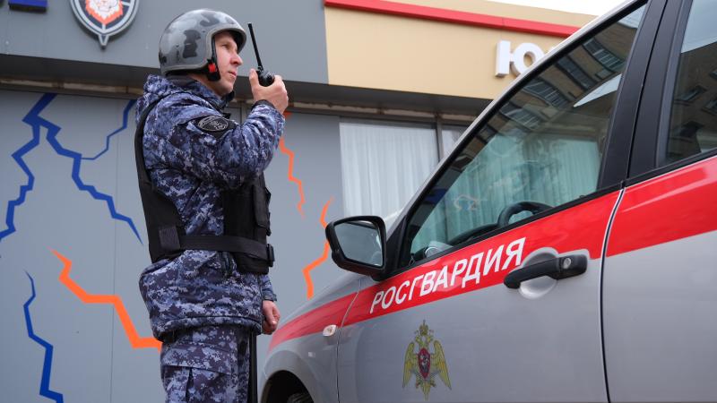 Потерявшегося ребенка разыскали росгвардейцы в Тамбове