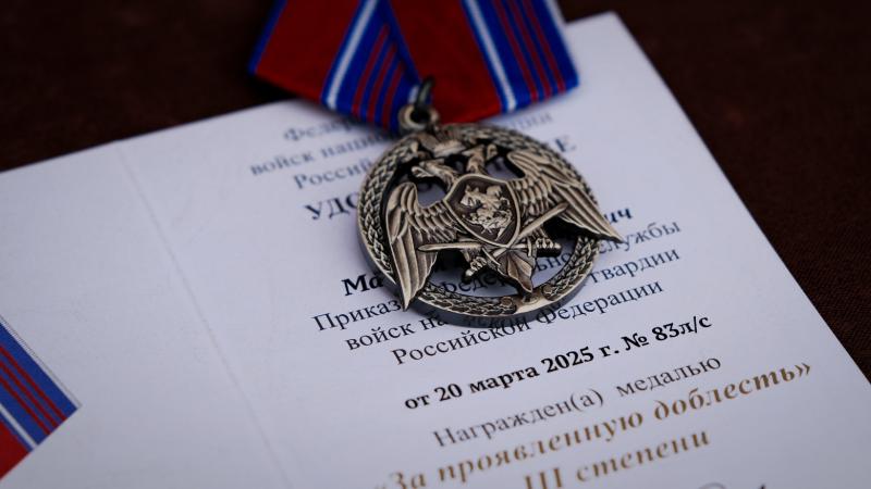 Профессионализм росгвардейцев отмечен ведомственными наградами в Тамбове