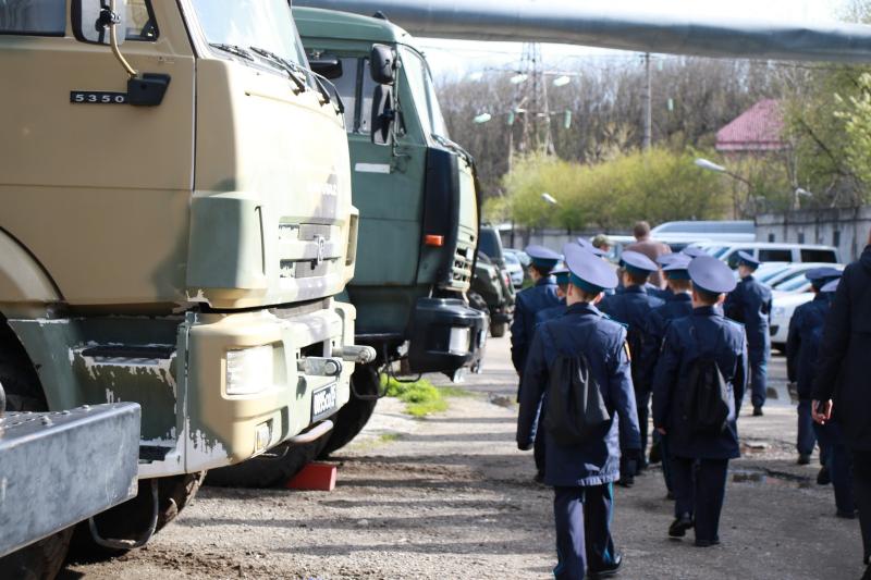 Сотрудники Росгвардии провели для ставропольских школьников тематическое мероприятие