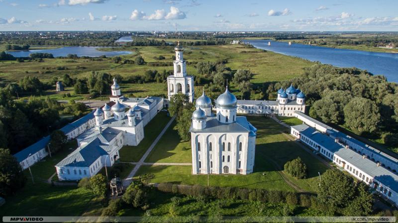 Лекция «Архитектура храмов и монастырей Великого Новгорода»