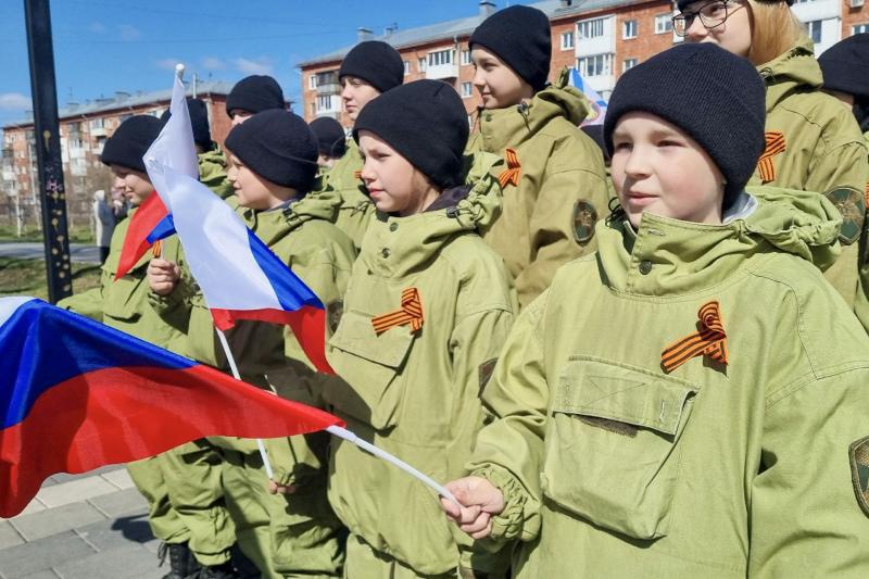 Акция-шествие «Шаг к Победе» прошла в Кемерове при участии юнгвардейцев