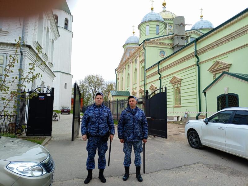 Росгвардейцы обеспечили правопорядок на