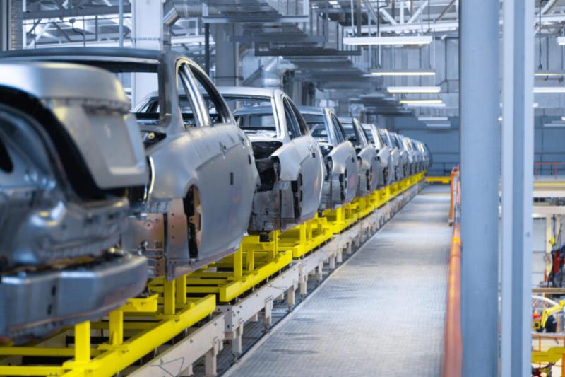 Выпуск легковых авто в России вырос на 11,3%