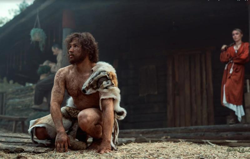 Из сторис соцсетей в сарай на Хуторе: PREMIER и START показали сцену-тизер из новой комедии «Хутор»
