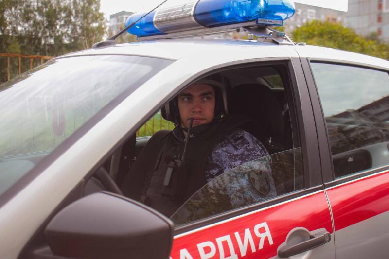 Росгвардейцы задержали похитителя ассорти шоколада из супермаркета
