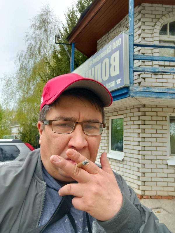 у
поменять надо уборщицу домовую куда смотрит жэу